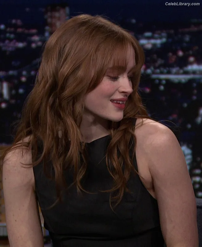 Sadie Sink photo 13 of 1907