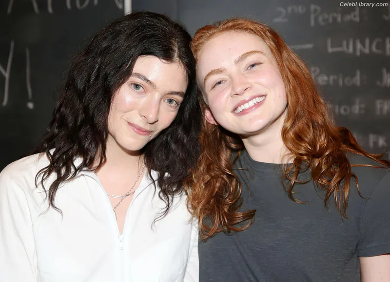 Sadie Sink photo 7 of 1907