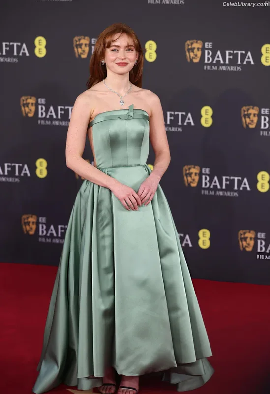 Sadie Sink photo 22 of 1907