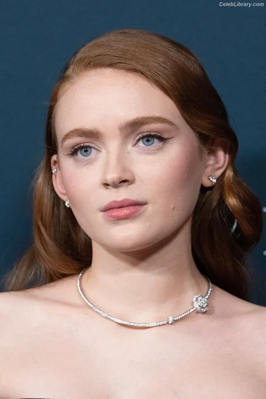 Sadie Sink photo 22 of 1907