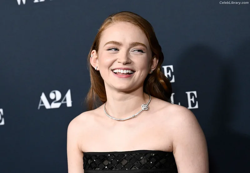Sadie Sink photo 17 of 1907