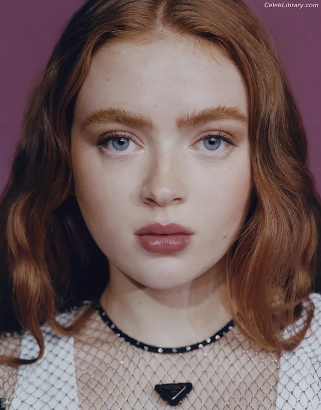 Sadie Sink photo 1 of 1907