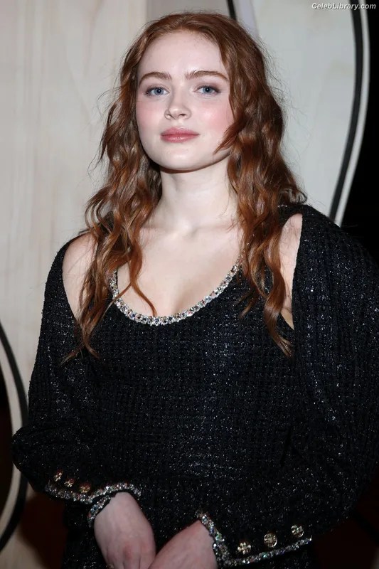 Sadie Sink photo 6 of 1907