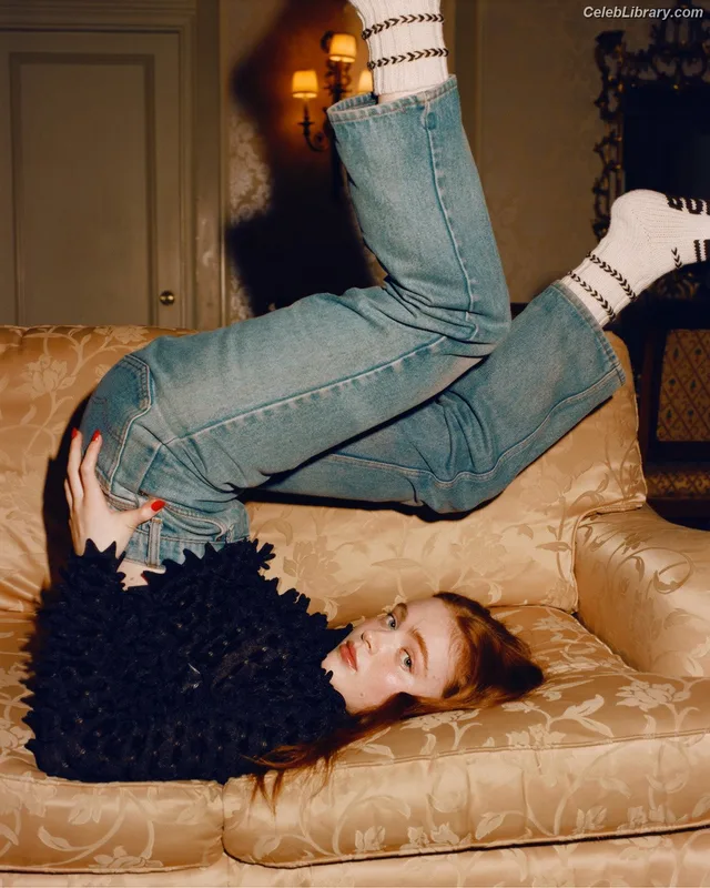 Sadie Sink photo 10 of 1907