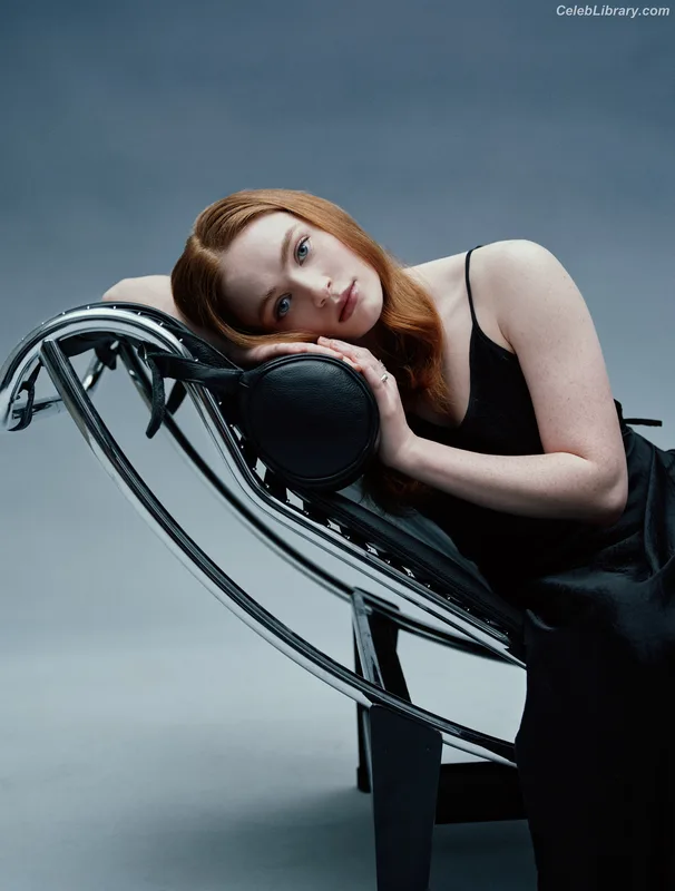 Sadie Sink photo 12 of 1907