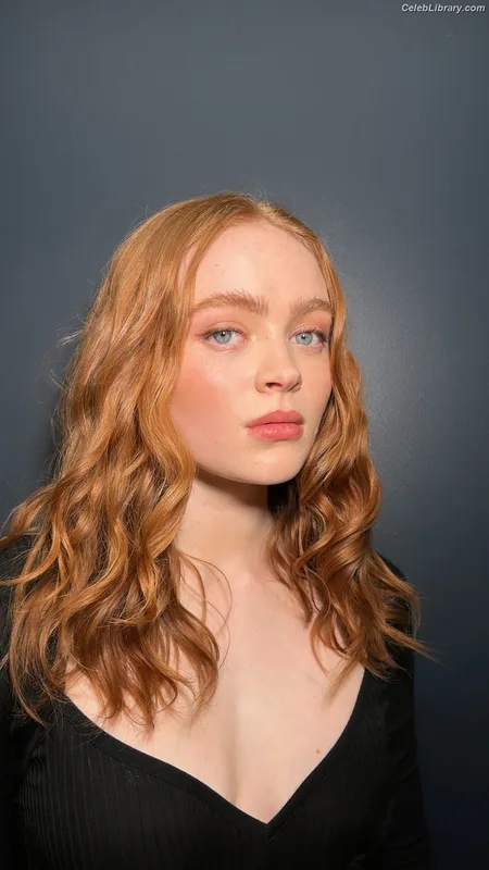 Sadie Sink photo 14 of 1907