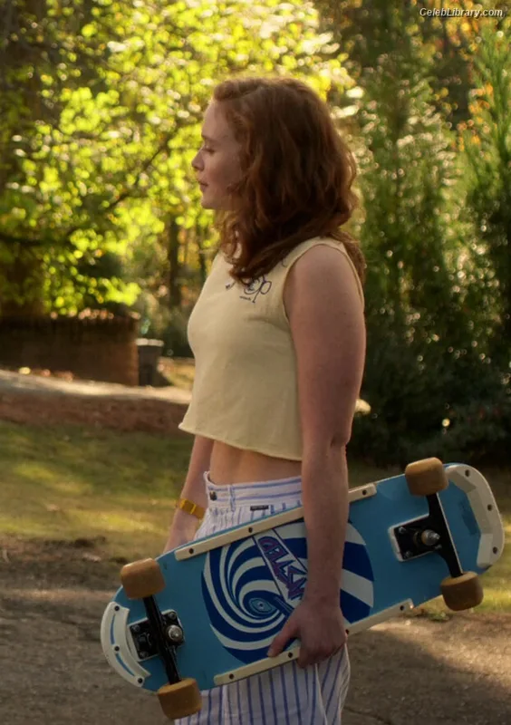 Sadie Sink photo 11 of 1907