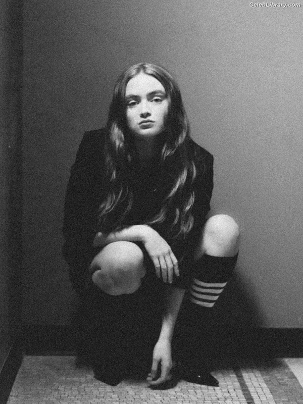 Sadie Sink photo 8 of 1907