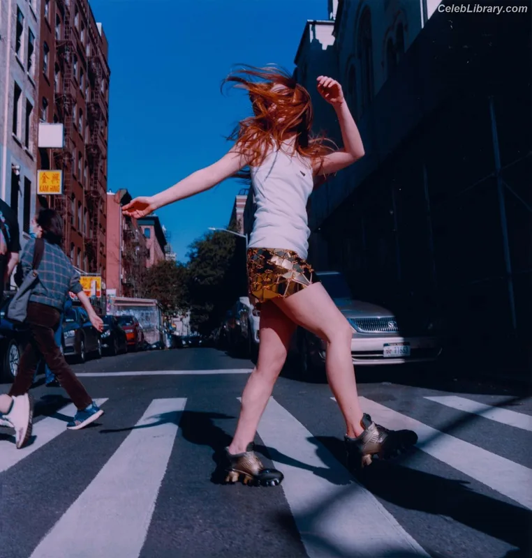 Sadie Sink photo 12 of 1907