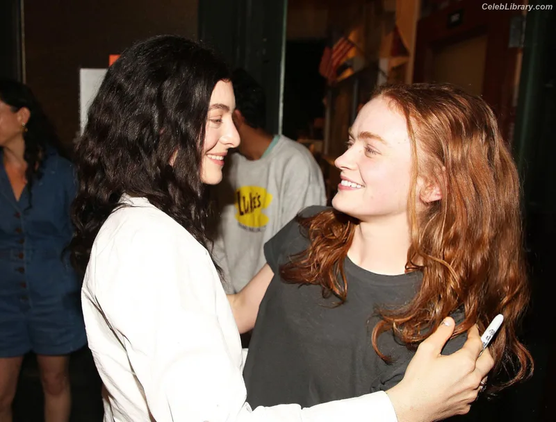Sadie Sink photo 20 of 1907