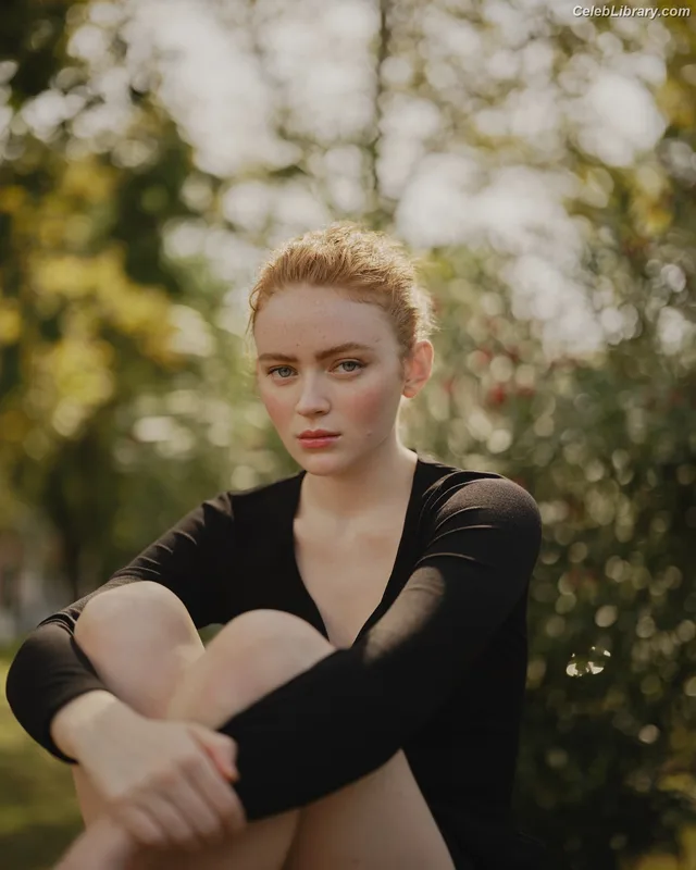 Sadie Sink photo 3 of 1907