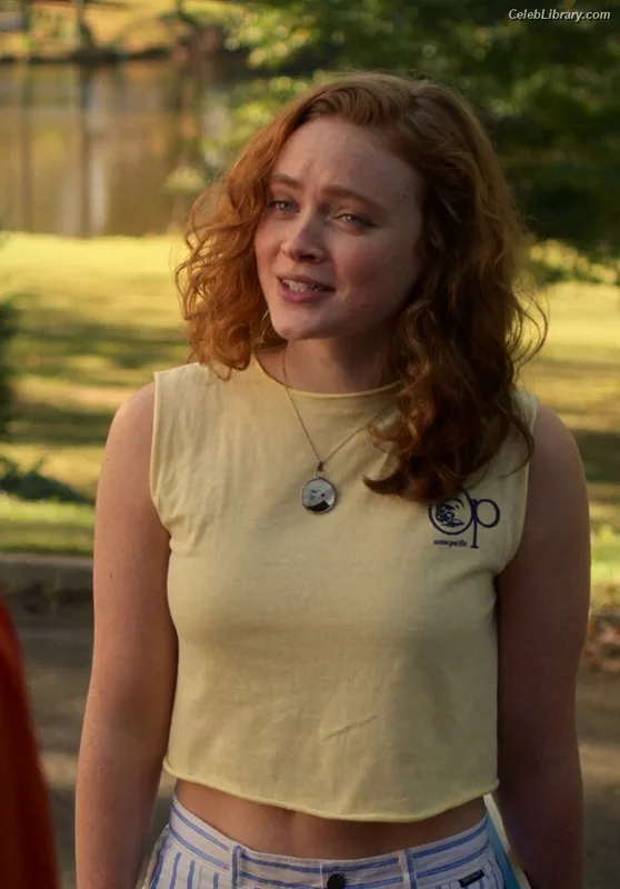 Sadie Sink photo 8 of 1907