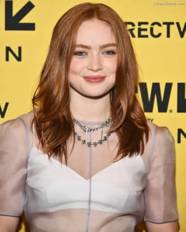 Sadie Sink photo 13 of 1907