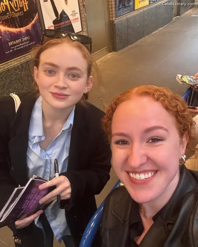 Sadie Sink photo 10 of 1907
