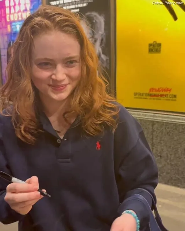 Sadie Sink photo 21 of 1907