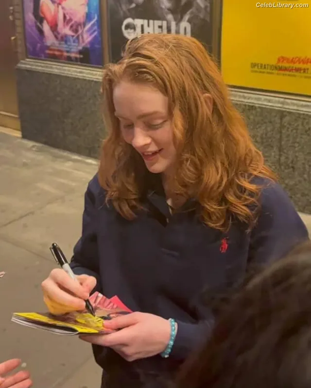 Sadie Sink photo 23 of 1907