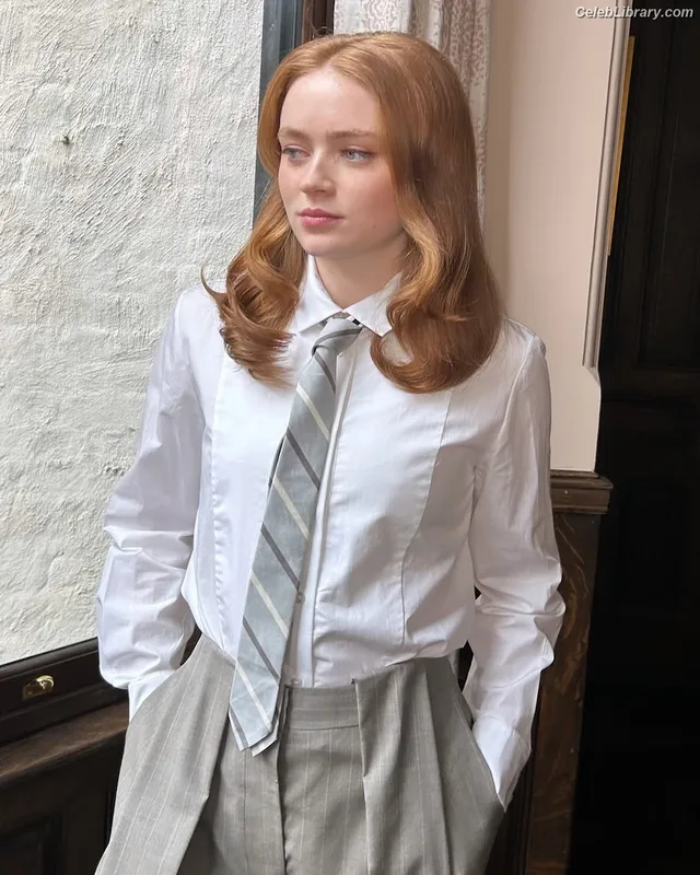 Sadie Sink photo 9 of 1907
