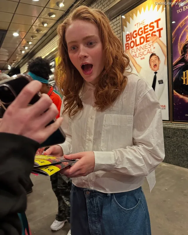 Sadie Sink photo 4 of 1907