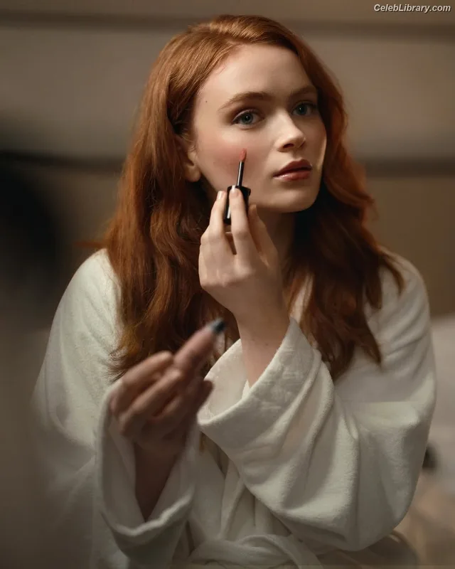 Sadie Sink photo 6 of 1907