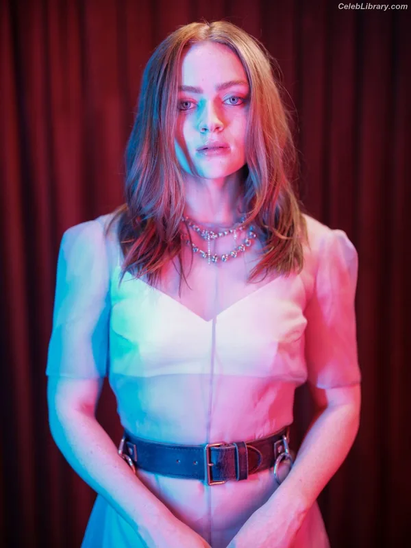Sadie Sink photo 1 of 1907