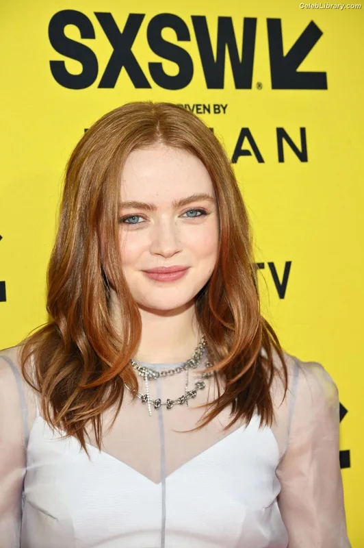 Sadie Sink photo 7 of 1907