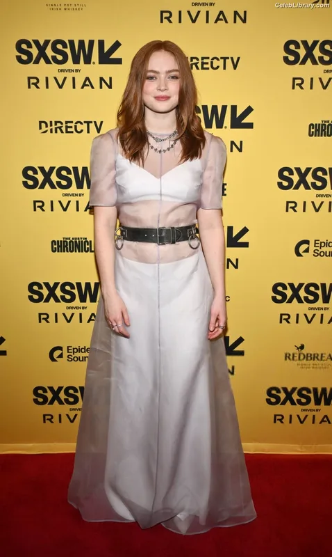 Sadie Sink photo 10 of 1907