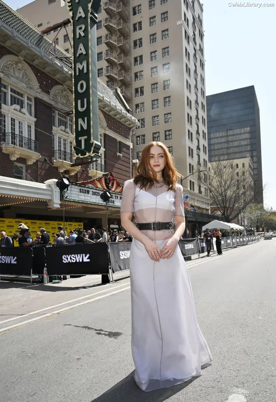 Sadie Sink photo 16 of 1907