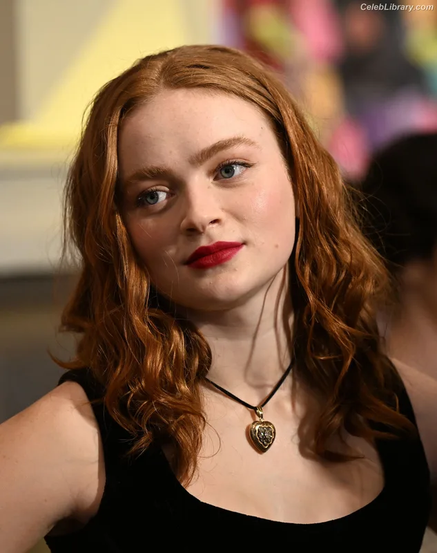 Sadie Sink photo 11 of 1907
