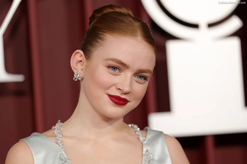 Sadie Sink photo 1 of 1907