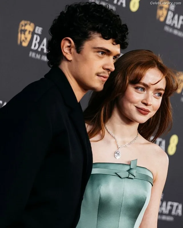Sadie Sink photo 1 of 1907