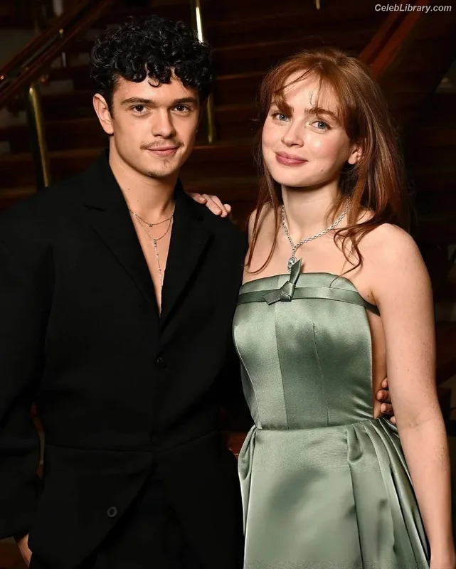 Sadie Sink photo 3 of 1907