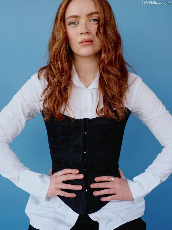 Sadie Sink photo 22 of 1907