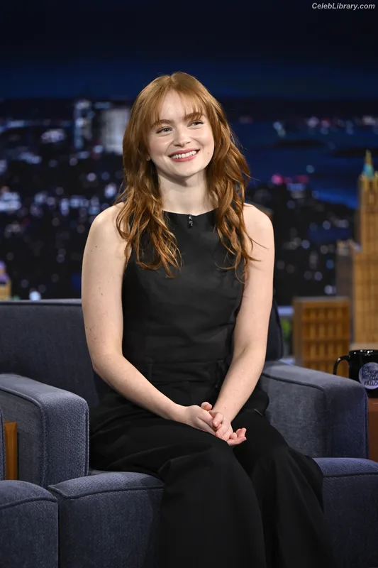 Sadie Sink photo 8 of 1907