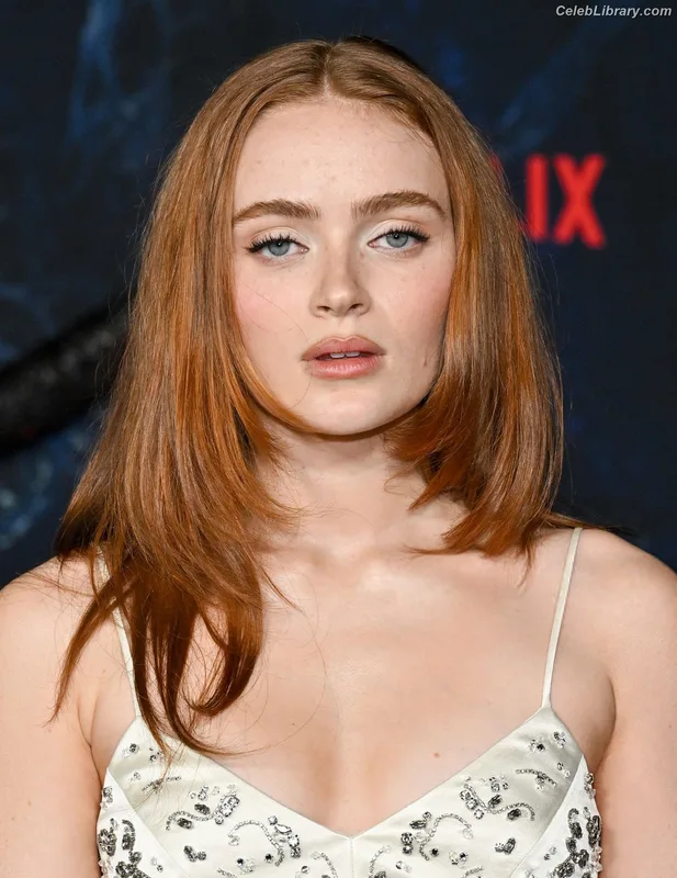 Sadie Sink photo 21 of 1907