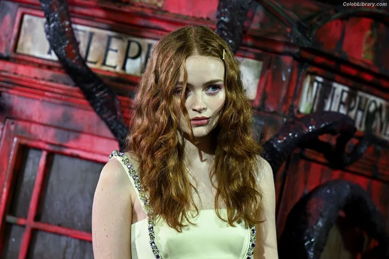 Sadie Sink photo 8 of 1907