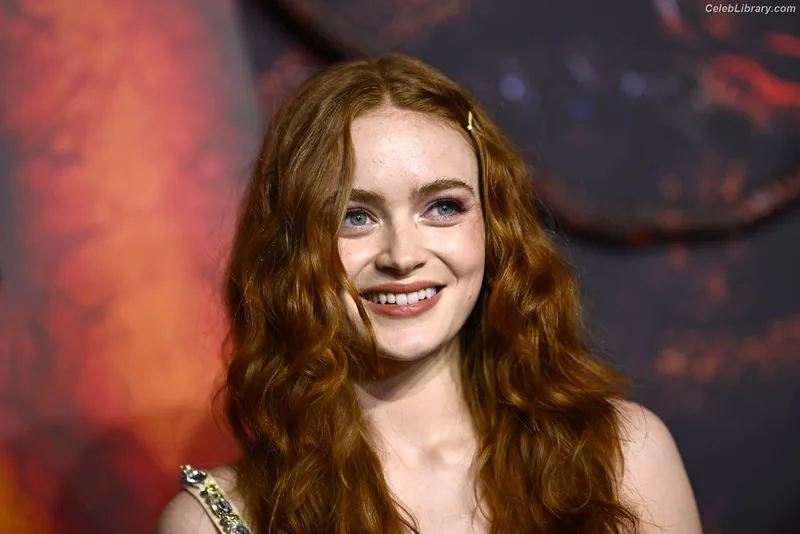 Sadie Sink photo 14 of 1907