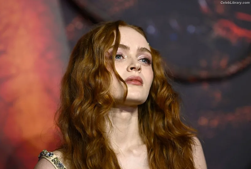 Sadie Sink photo 21 of 1907