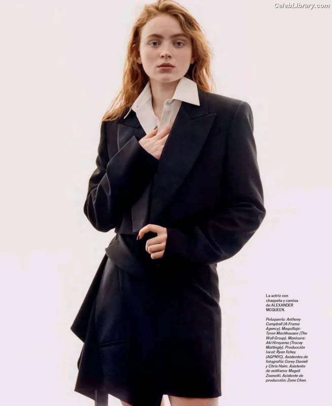 Sadie Sink photo 16 of 1907