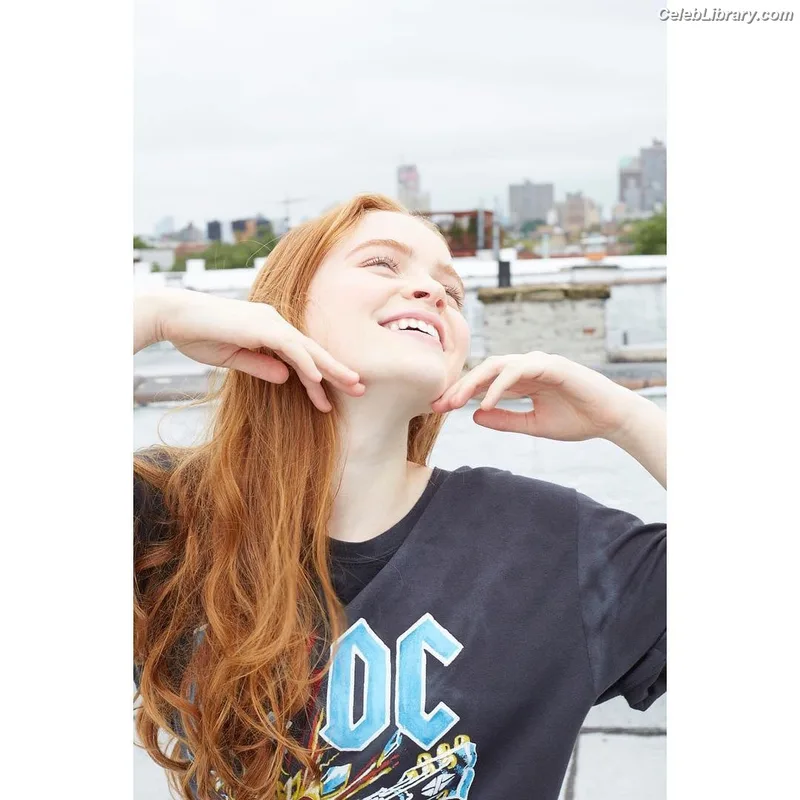 Sadie Sink photo 23 of 1907