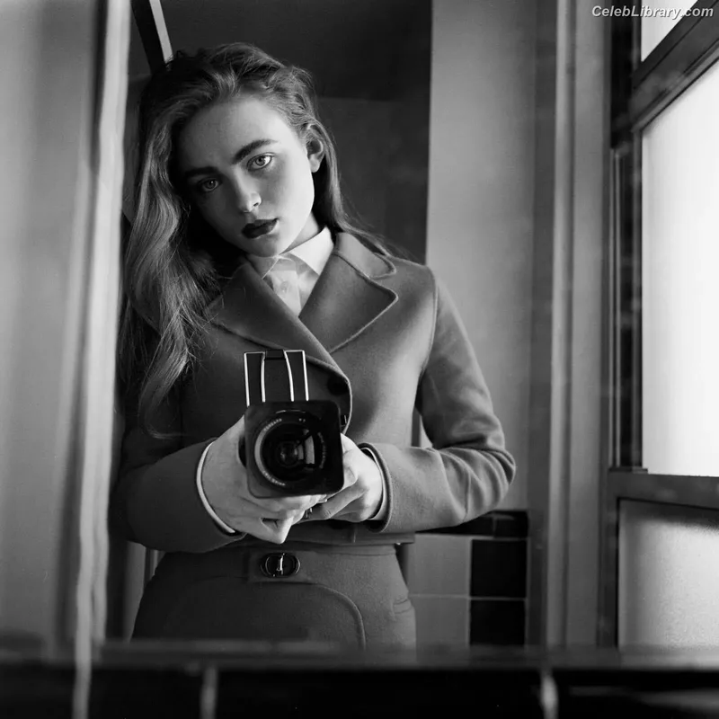 Sadie Sink photo 11 of 1907