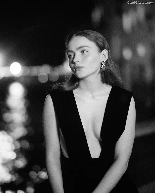 Sadie Sink photo 17 of 1907