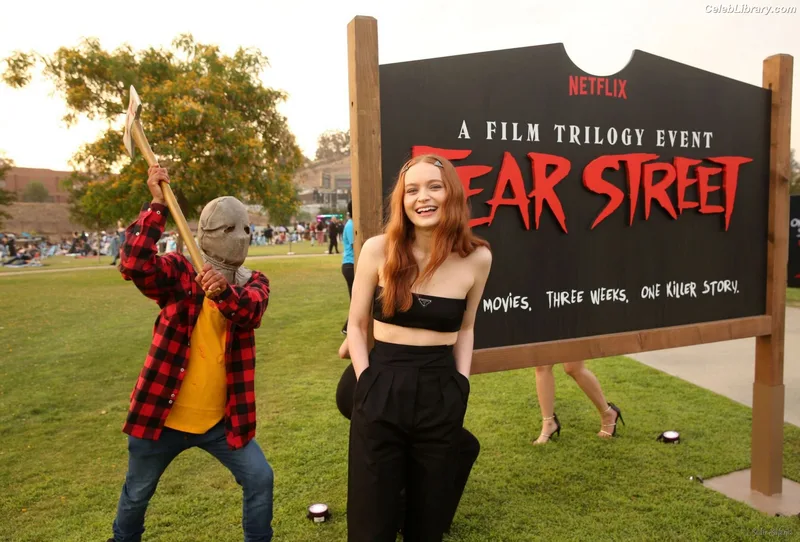 Sadie Sink photo 23 of 1907