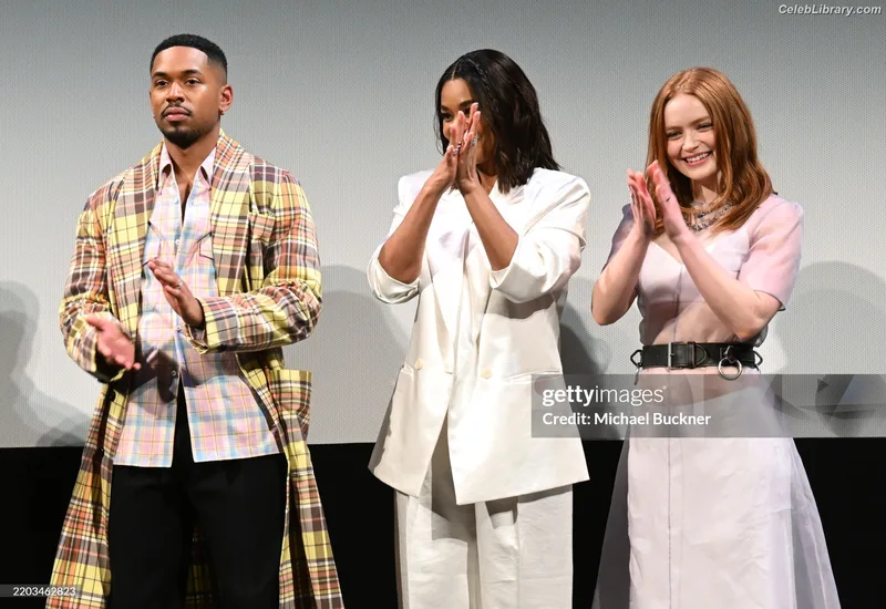 Sadie Sink photo 2 of 1907