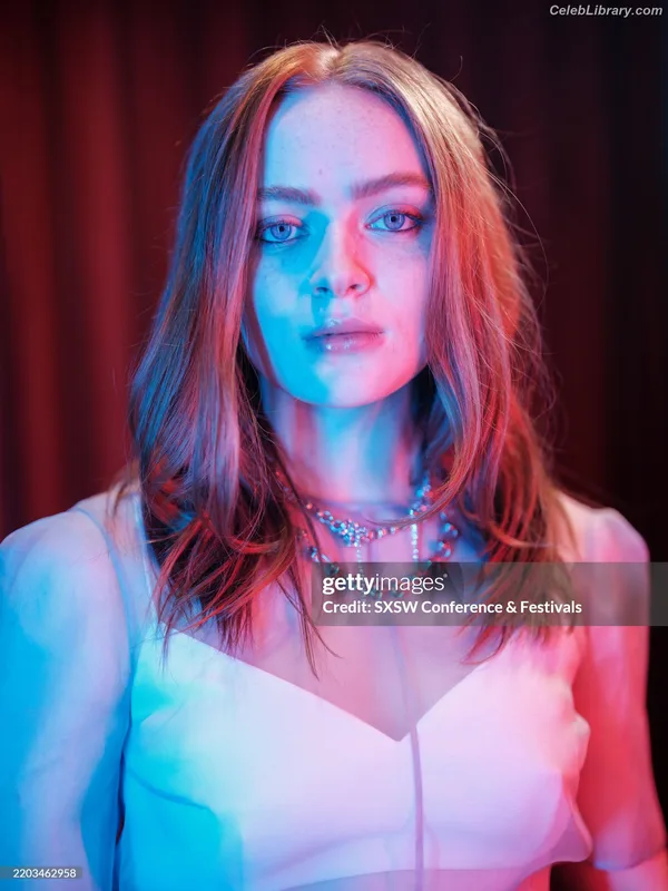 Sadie Sink photo 6 of 1907