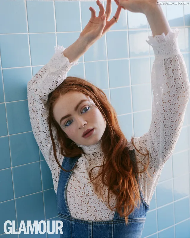 Sadie Sink photo 15 of 1907