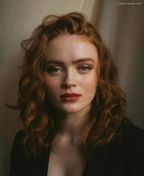 Sadie Sink photo 16 of 1907