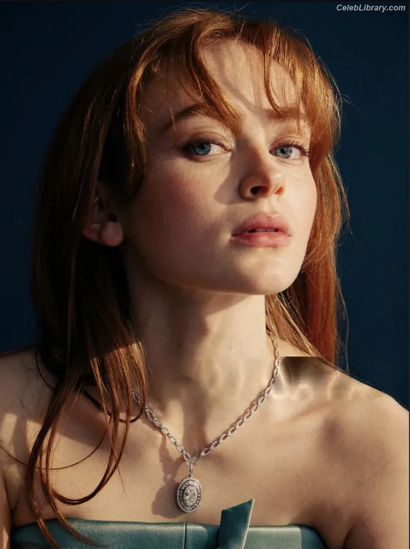 Sadie Sink photo 18 of 1907