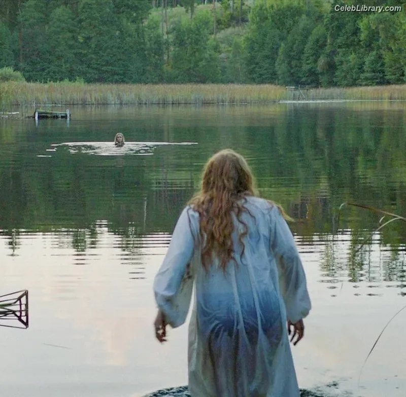 Sadie Sink photo 13 of 1907