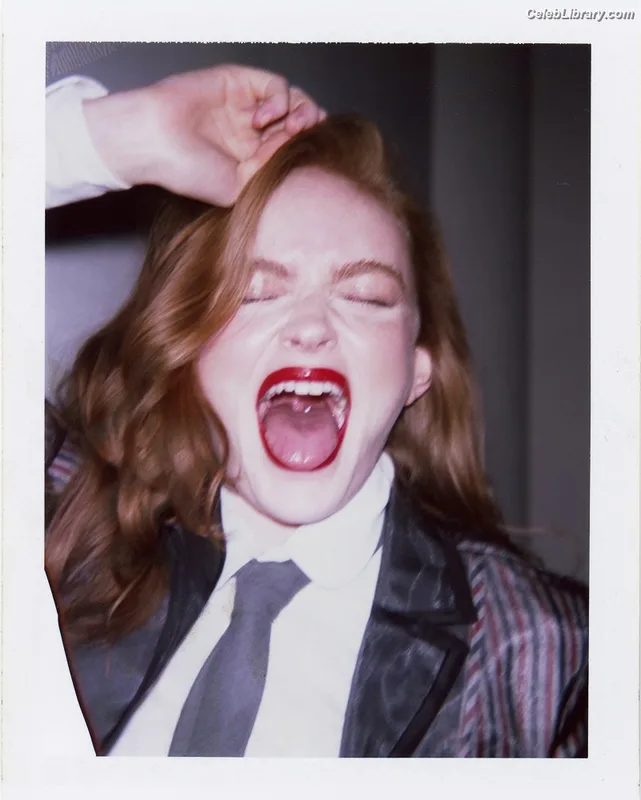 Sadie Sink photo 9 of 1907