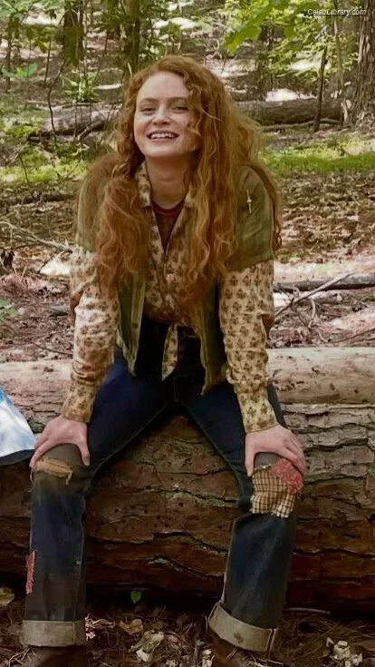 Sadie Sink photo 10 of 1907